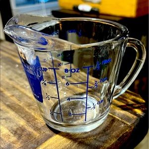Anchor Hocking Measuring Cup